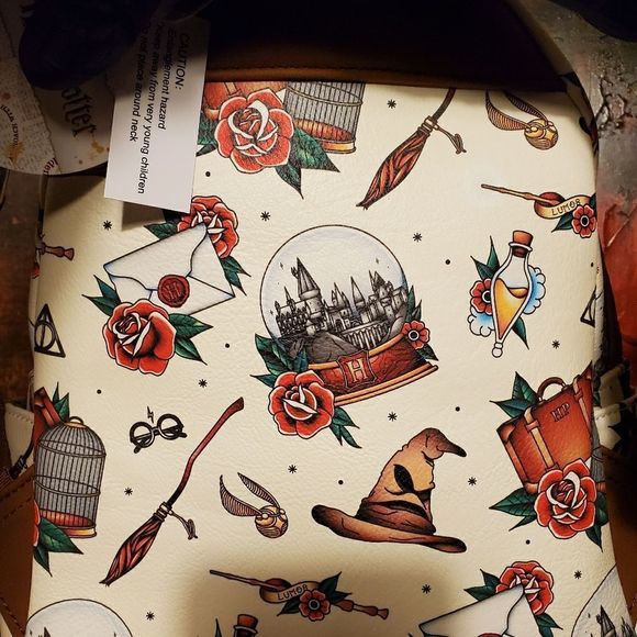 Loungefly harrypotter backpack and wallet set main image 4